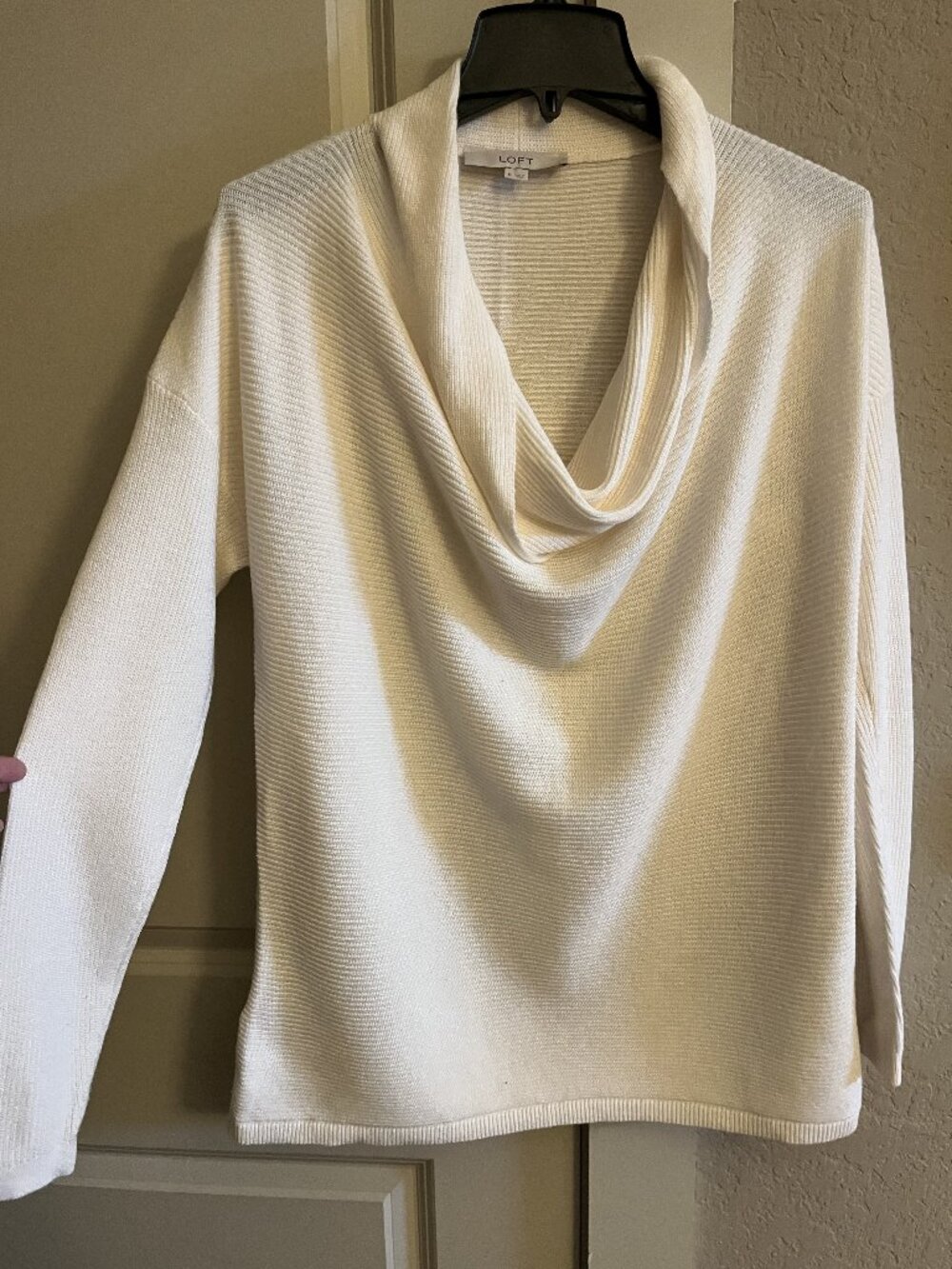 Women's LOFT Cream Cowl Neck Long Sleeve Sweater Shirt Top